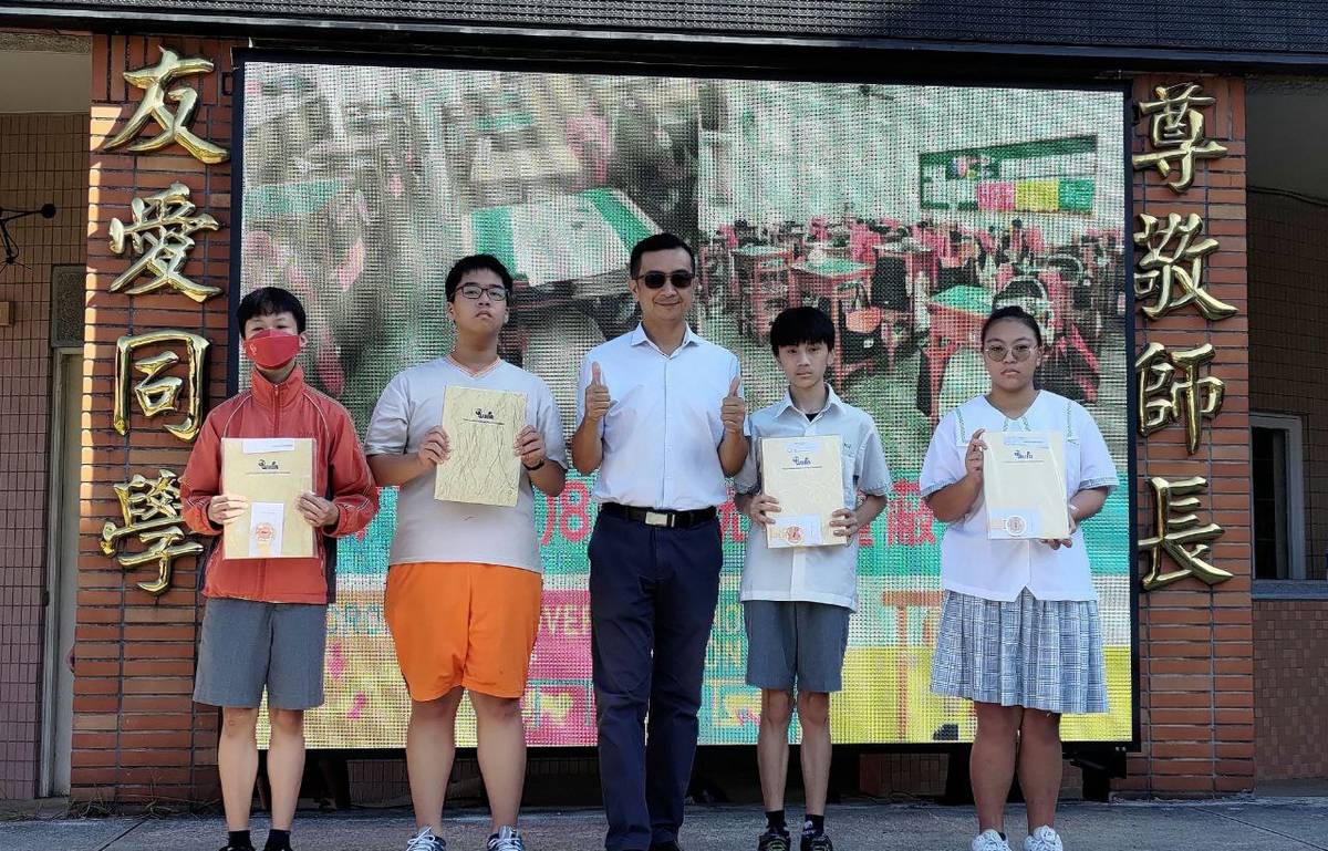 「組合式清潔刷」奪日本發明展金牌 會稽師生好樣